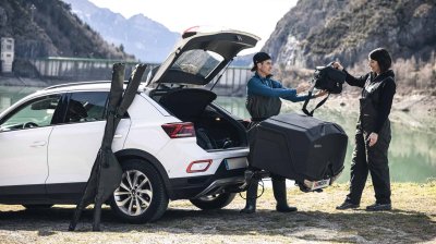 TOWBOX ALPHA BLACK Box m/rampe 330 liter