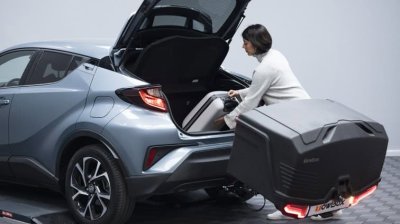 TOWBOX ALPHA BLACK Box m/rampe 330 liter