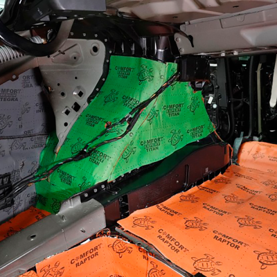 Comfort Mats Raptor Lydisolerende m�tte (4 mm) 480 X 700 mm. 1 stk.
