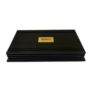 Rebec ST85 4 kanals forst�rker 680 watt i 4 ohm
