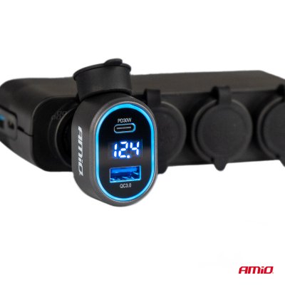 Hurtig biloplader med spændings-LED-display 3.0 PD30W AMIO-04178