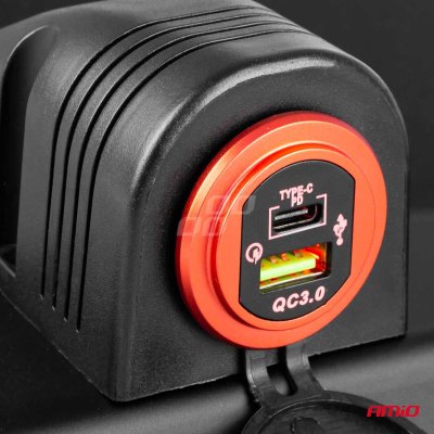 Vandtæt telefonoplader med digital voltmeter 2xUSB 12/24V MOD-11